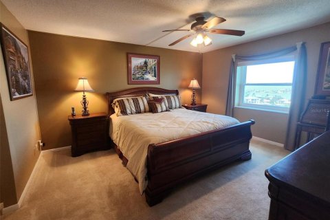 Copropriété à vendre à Saint Pete Beach, Floride: 2 chambres, 126.81 m2 № 1786729 - photo 9