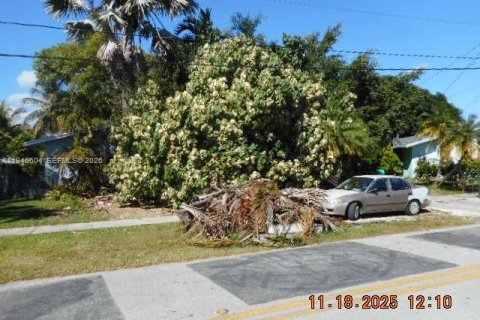 Villa ou maison à Cutler Bay, Floride 3 chambres, 223.34 m2 № 2002634