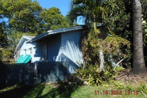 Купить виллу или дом в Катлер-Бей, Флорида 3 спальни, 223.34м2, № 2002634 - фото 27