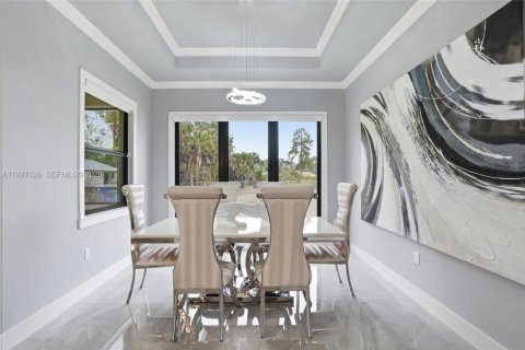 House in Naples, Florida 3 bedrooms № 2057352 - photo 29