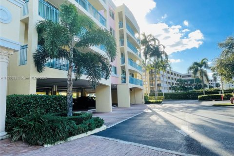 Copropriété à vendre à Hallandale Beach, Floride: 2 chambres, 106.84 m2 № 1945701 - photo 14