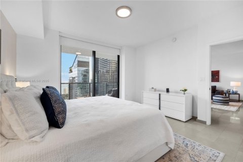 Condominio en alquiler en Miami, Florida, 1 dormitorio, 92.62 m2 № 1926556 - foto 17