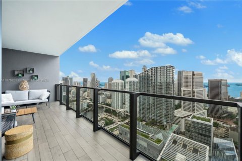 Condominio en alquiler en Miami, Florida, 1 dormitorio, 92.62 m2 № 1926556 - foto 14