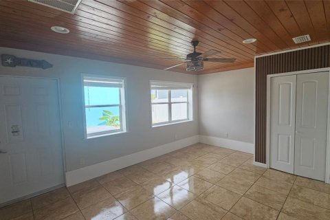 House in Punta Gorda, Florida 3 bedrooms, 160.16 sq.m. № 1808451 - photo 29