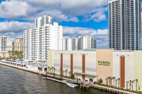 Купить кондоминиум в Холливуд, Флорида 1 спальня, 94.85м2, № 2043464 - фото 19