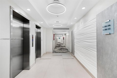 Купить кондоминиум в Холливуд, Флорида 1 спальня, 94.85м2, № 2043464 - фото 20