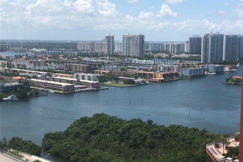 Condominio en venta en Sunny Isles Beach, Florida, 2 dormitorios, 143.16 m2 № 2030632 - foto 6