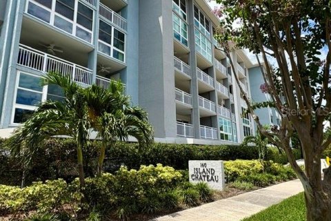 Condo à Tampa, Floride, 2 chambres  № 2324230