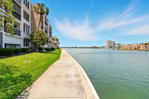 Copropriété à vendre à South Pasadena, Floride: 1 chambre, 79.43 m2 № 1761262 - photo 22