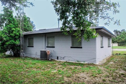 House in Lake Alfred, Florida 2 bedrooms, 77.29 sq.m. № 1314172 - photo 2
