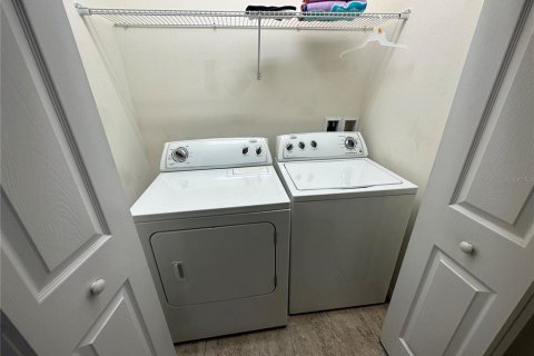 Adosado en alquiler en Kissimmee, Florida, 4 dormitorios, 177.16 m2 № 1536439 - foto 13