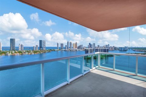 Condo in Aventura, Florida, 3 bedrooms  № 1370804 - photo 2