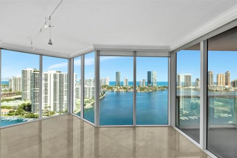 Condo in Aventura, Florida, 3 bedrooms  № 1370804 - photo 4
