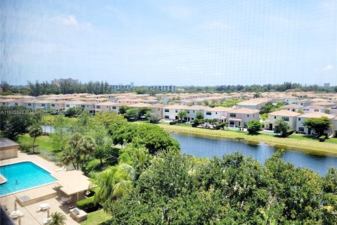 Copropriété à vendre à Miami, Floride: 3 chambres, 178.84 m2 № 1746203 - photo 8