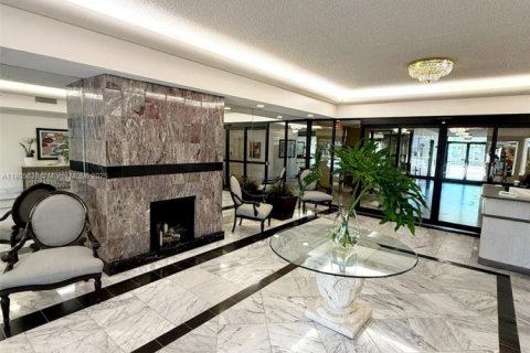 Copropriété à vendre à Miami, Floride: 3 chambres, 178.84 m2 № 1746203 - photo 4