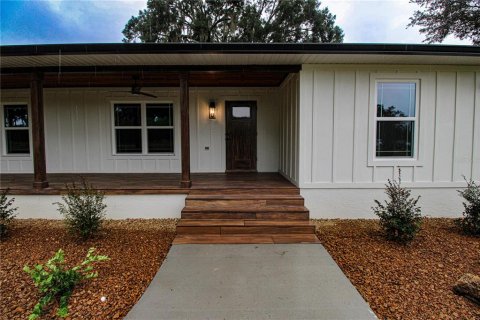 Villa ou maison à vendre à Oxford, Floride: 4 chambres, 279.26 m2 № 2408955 - photo 2