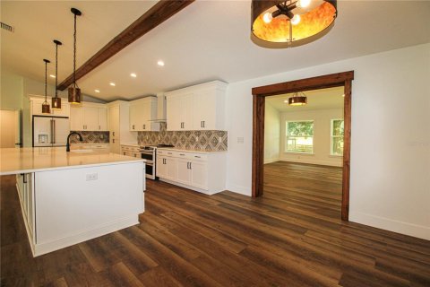 Villa ou maison à vendre à Oxford, Floride: 4 chambres, 279.26 m2 № 2408955 - photo 6