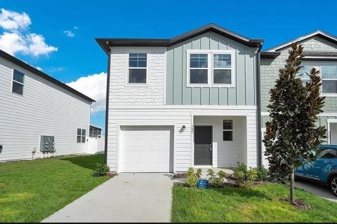 Townhouse in Davenport, Florida 3 bedrooms, 137.5 sq.m. № 1569981 - photo 1