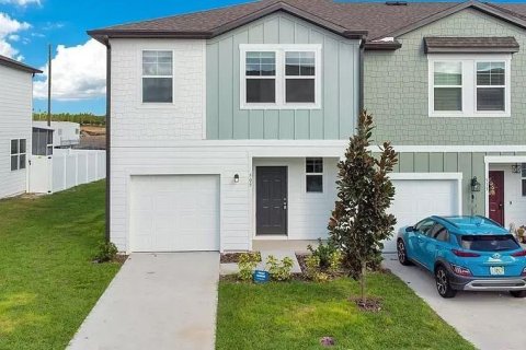 Townhouse in Davenport, Florida 3 bedrooms, 137.5 sq.m. № 1569981 - photo 3