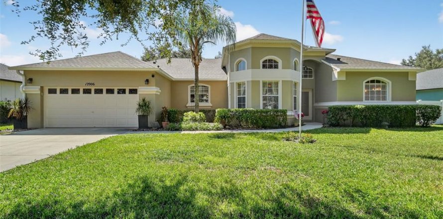 House in Grand Island, Florida 3 bedrooms, 177.44 sq.m. № 1885309