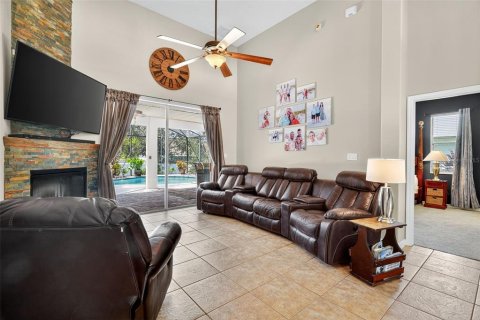 House in Grand Island, Florida 3 bedrooms, 177.44 sq.m. № 1885309 - photo 8