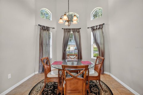 House in Grand Island, Florida 3 bedrooms, 177.44 sq.m. № 1885309 - photo 9