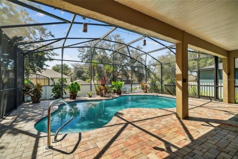 House in Grand Island, Florida 3 bedrooms, 177.44 sq.m. № 1885309 - photo 2