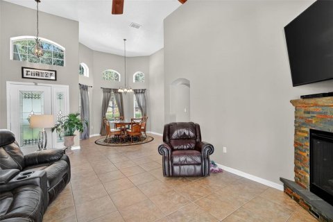 House in Grand Island, Florida 3 bedrooms, 177.44 sq.m. № 1885309 - photo 6