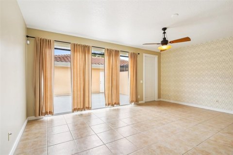Adosado en venta en Orlando, Florida, 3 dormitorios, 168.15 m2 № 1769848 - foto 4