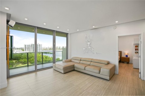 Купить кондоминиум в Норт-Майами-Бич, Флорида 3 спальни, 144.56м2, № 1924605 - фото 7