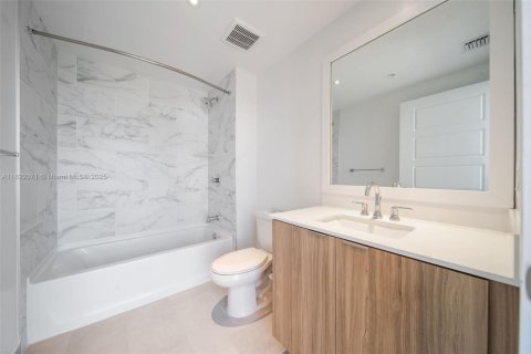 Appartement à louer à Miami, Floride: 1 chambre, 92.25 m2 № 1784191 - photo 23