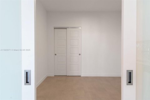 Appartement à louer à Miami, Floride: 1 chambre, 92.25 m2 № 1784191 - photo 15