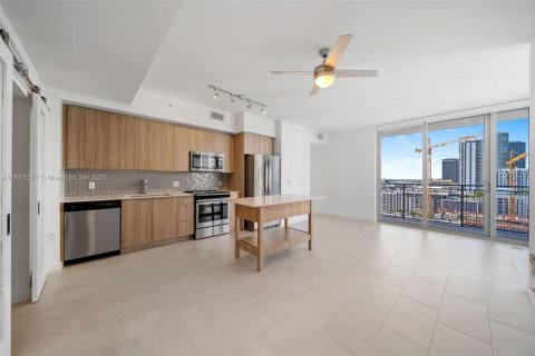 Appartement à louer à Miami, Floride: 1 chambre, 92.25 m2 № 1784191 - photo 3