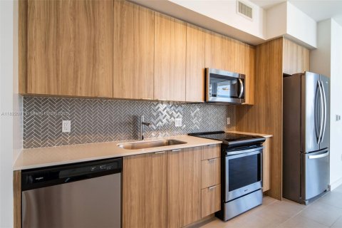 Appartement à louer à Miami, Floride: 1 chambre, 92.25 m2 № 1784191 - photo 4