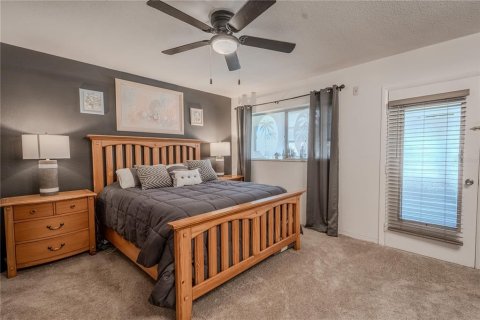 Condo in Seminole, Florida, 1 bedroom  № 1576619 - photo 16