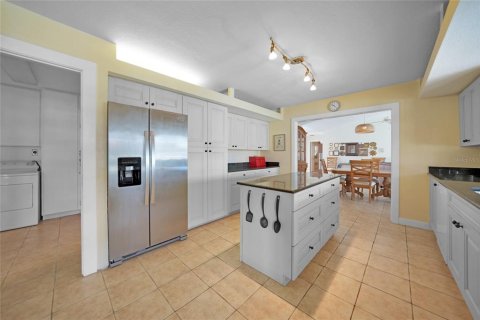 Casa en venta en Punta Gorda, Florida, 3 dormitorios, 218.13 m2 № 1567800 - foto 7