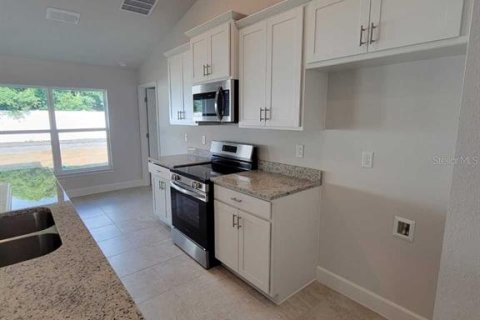 Villa ou maison à vendre à Ocala, Floride: 4 chambres, 196.49 m2 № 1634441 - photo 10