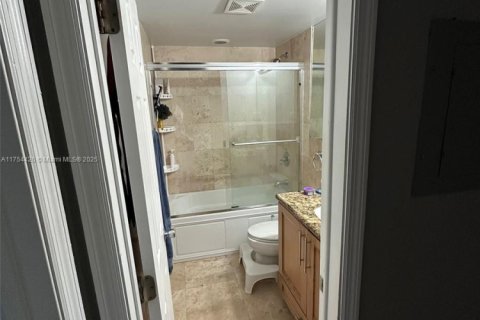Condominio en venta en Fort Lauderdale, Florida, 2 dormitorios № 1713023 - foto 6