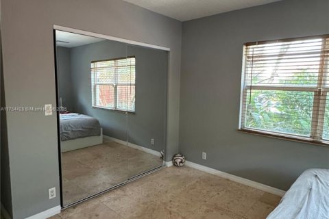 Condominio en venta en Fort Lauderdale, Florida, 2 dormitorios № 1713023 - foto 20