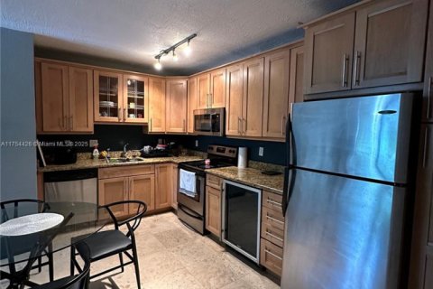 Condominio en venta en Fort Lauderdale, Florida, 2 dormitorios № 1713023 - foto 9