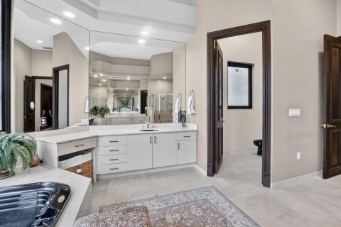 House in Boca Raton, Florida 5 bedrooms, 436.64 sq.m. № 2089402 - photo 27