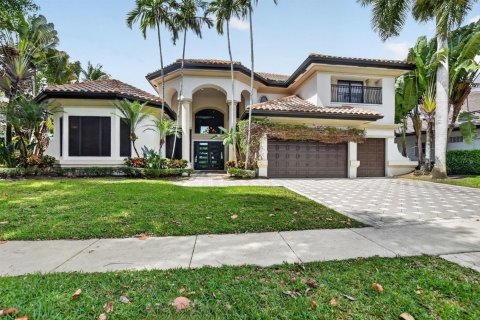 House in Boca Raton, Florida 5 bedrooms, 436.64 sq.m. № 2089402