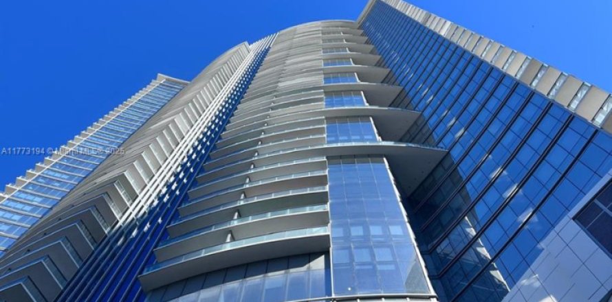 Studio à Condo à Miami, Floride № 1735673