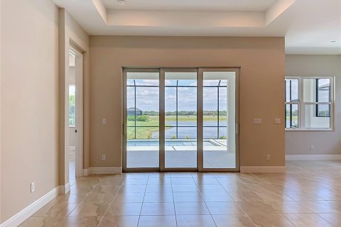 House in Bradenton, Florida 3 bedrooms, 187.94 sq.m. № 2202760 - photo 19