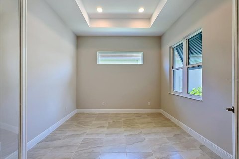 House in Bradenton, Florida 3 bedrooms, 187.94 sq.m. № 2202760 - photo 6