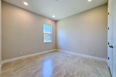House in Bradenton, Florida 3 bedrooms, 187.94 sq.m. № 2202760 - photo 22