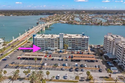 Copropriété à louer à Treasure Island, Floride: 1 chambre, 82.22 m2 № 2117930 - photo 4