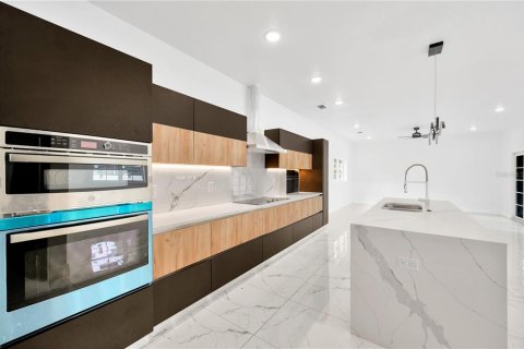 Villa ou maison à vendre à Safety Harbor, Floride: 4 chambres, 268.39 m2 № 2098273 - photo 10