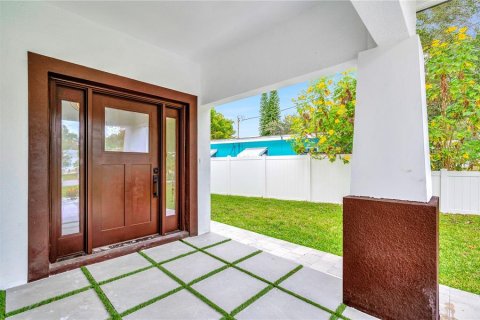 Villa ou maison à vendre à Safety Harbor, Floride: 4 chambres, 268.39 m2 № 2098273 - photo 7