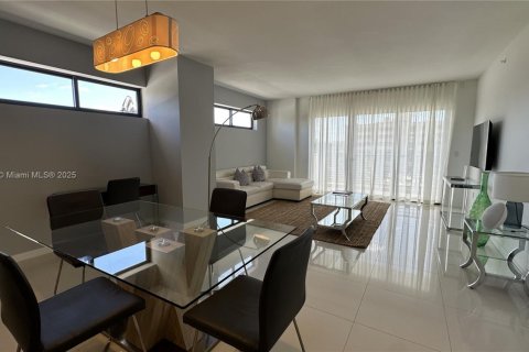 Condo in Bay Harbor Islands, Florida, 2 bedrooms  № 2053823 - photo 8